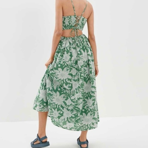 American Eagle Outfitters Green Floral Dress - Picture 1 of 10